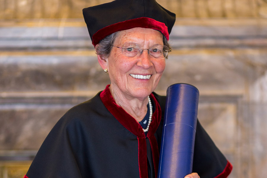 Maria Długołęcka – Graham - doktorem honoris causa Uniwersytetu Medycznego w Łodzi