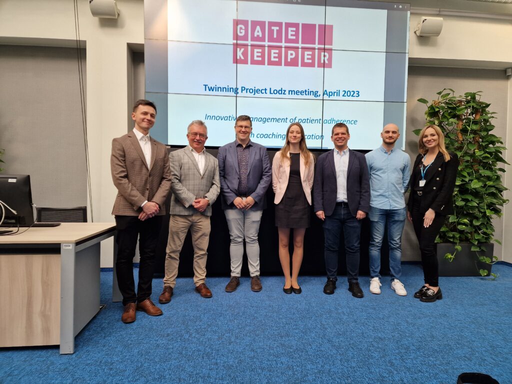 PROJEKT GATEKEEPER - TWINNING Z UNIWERSYTETEM W PECS
