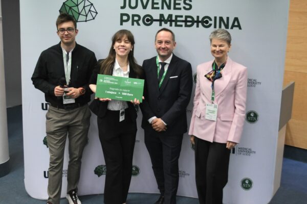 SUKCES STUDENTKI ITS W SESJI PLENARNEJ KONFERENCJI JUVENES PRO MEDICINA 2025