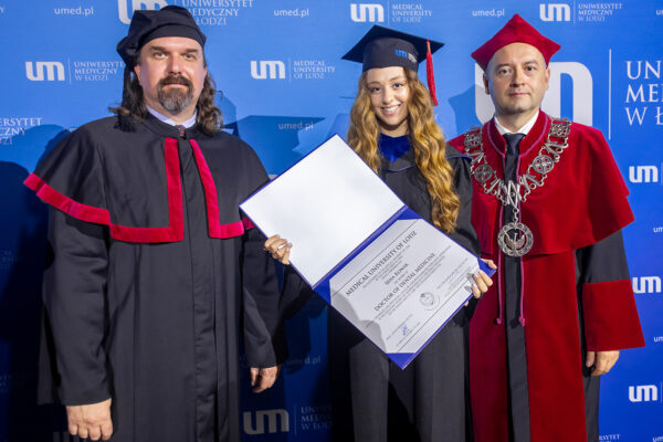 Ceremonia Graduacji Studentów English Division 2025 19
