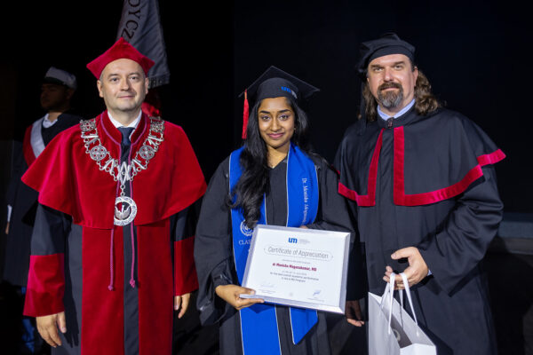 Ceremonia Graduacji Studentów English Division 2025 12