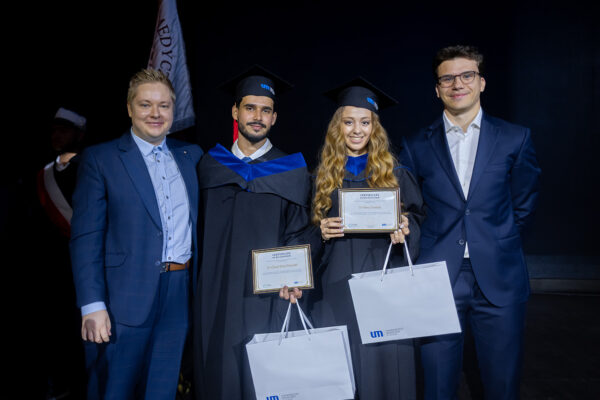 Ceremonia Graduacji Studentów English Division 2025 9