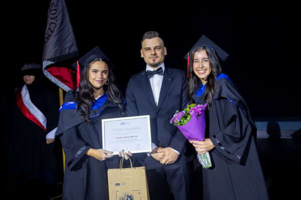 Ceremonia Graduacji Studentów English Division 2025 8