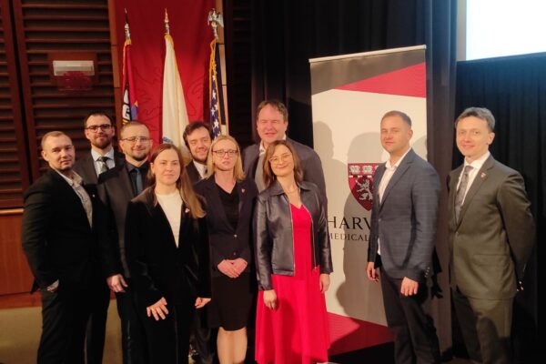 UDZIAŁ NAUKOWCÓW Z UNIWERSYTETU MEDYCZNEGO W ŁODZI  W PRESTIŻOWYM PROGRAMIE CSRT NA HARVARD MEDICAL SCHOOL