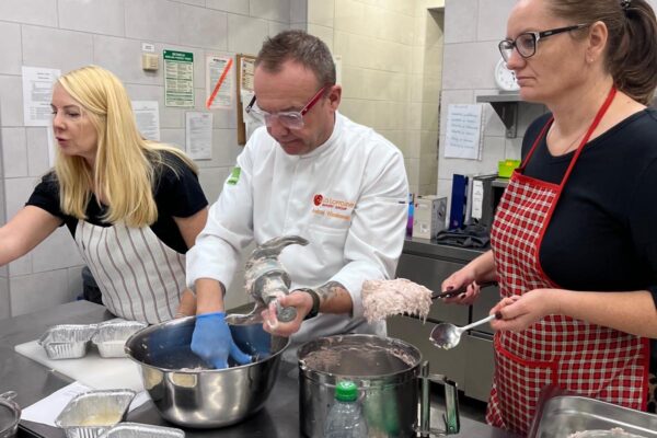 "KULINARNE MOSTY" 21