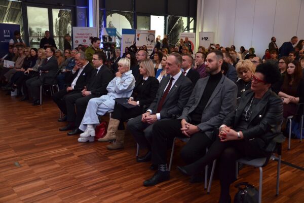 Uczestnicy 12. edycji Konferencji (Nie)pełnosprawni na rynku pracy K3