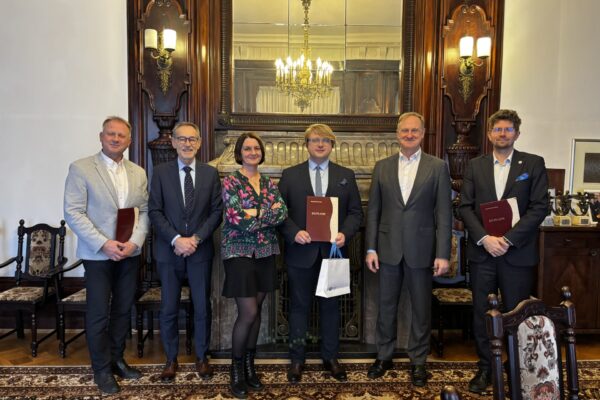 23cc4acb-ea57-4ccb-a4f3-f2fcc0cef9f9