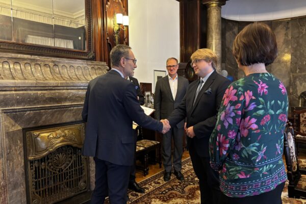 38579c52-fd8b-4ad0-a535-c93f297c4061