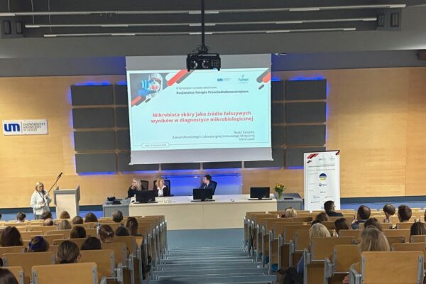 IV Sympozjum Naukowo-Szkoleniowego „Racjonalna Terapia Przeciwdrobnoustrojowa”13