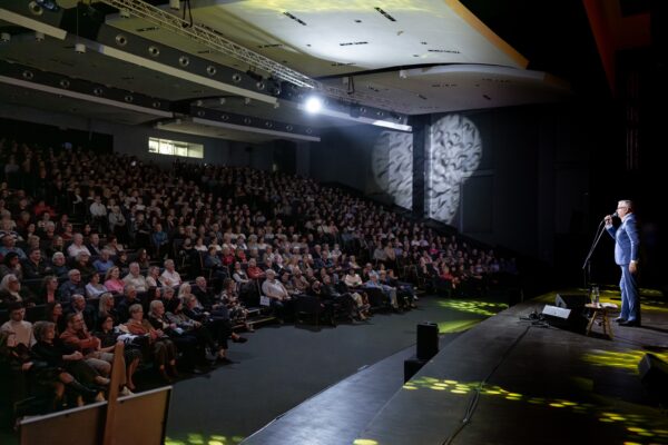 ARTUR ANDRUS w Uniwersytecie Medycznym w Łodzi12