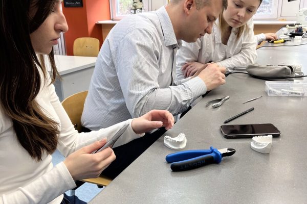 III Ogólnopolska Konferencja Naukowa Studentów Technik Dentystycznych zdj5