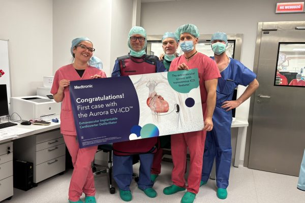 Innowacyjny zabieg implantacji EV-ICD przeprowadzony w Klinice Elektrokardiologii&nbsp; CSK UM w Łodzi