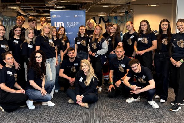 STUDENCI I PRACOWNICY UMED POPULARYZOWALI NAUKĘ PODCZAS 29. PIKNIKU NAUKOWEGO POLSKIEGO RADIA I CENTRUM NAUKI KOPERNIK1