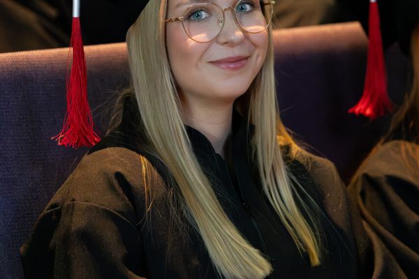 wręczenia dyplomów absolwentom kierunku lekarskiego 16