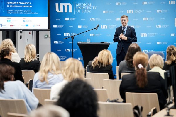 Równość w organizacji – podsumowanie konferencji na temat polityk równościowych i budowania bezpiecznego środowiska pracy i nauki
